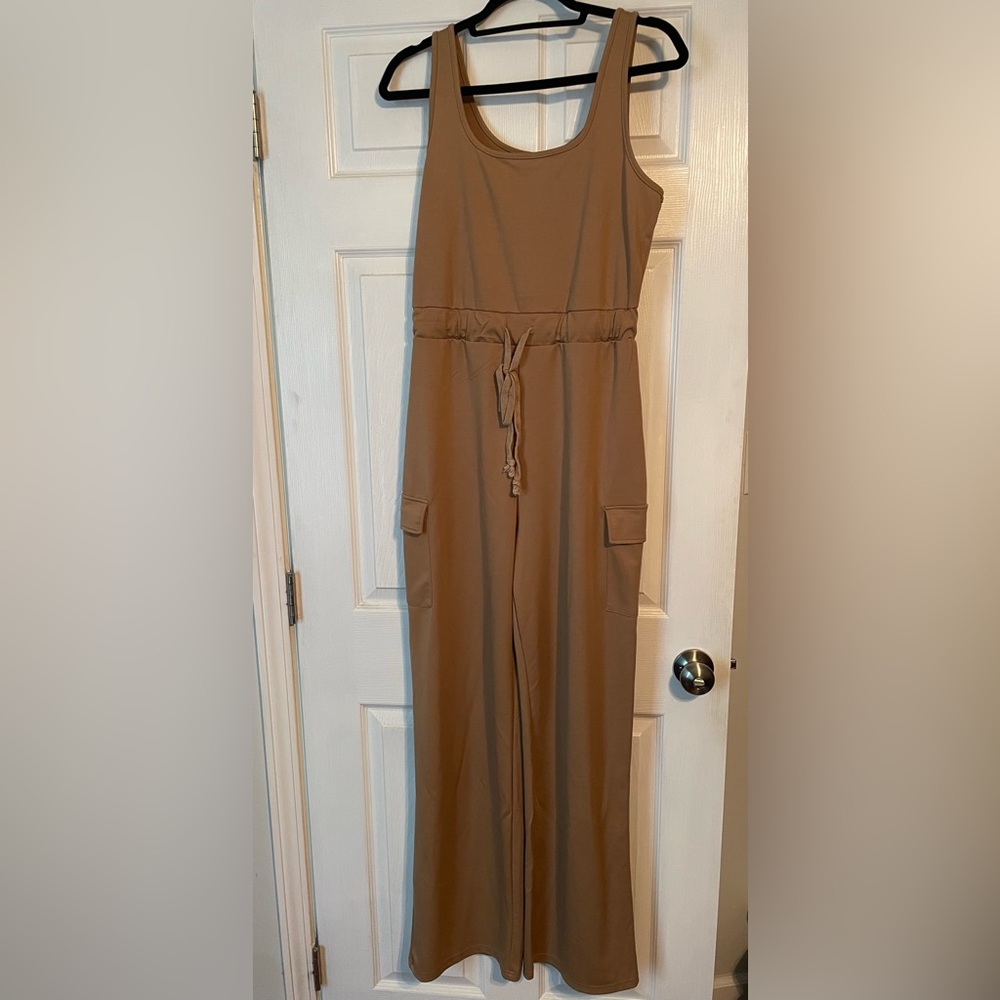 Elegant Tan Sleeveless Jumpsuit